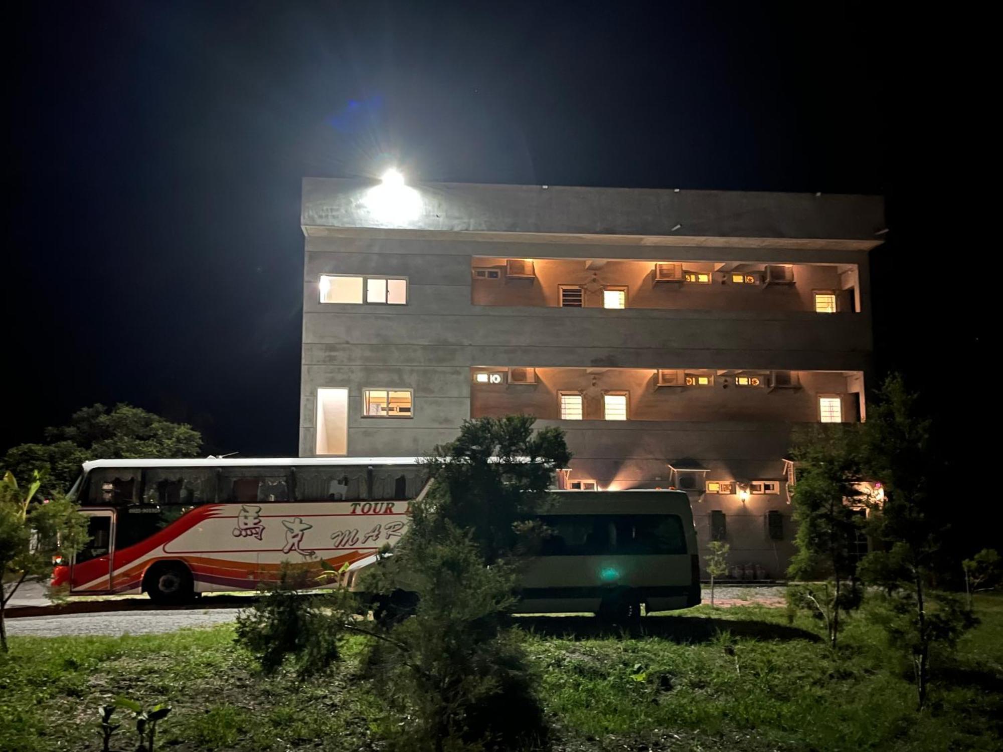 春夏秋冬海景民宿ocean View Motel Chenggong Esterno foto