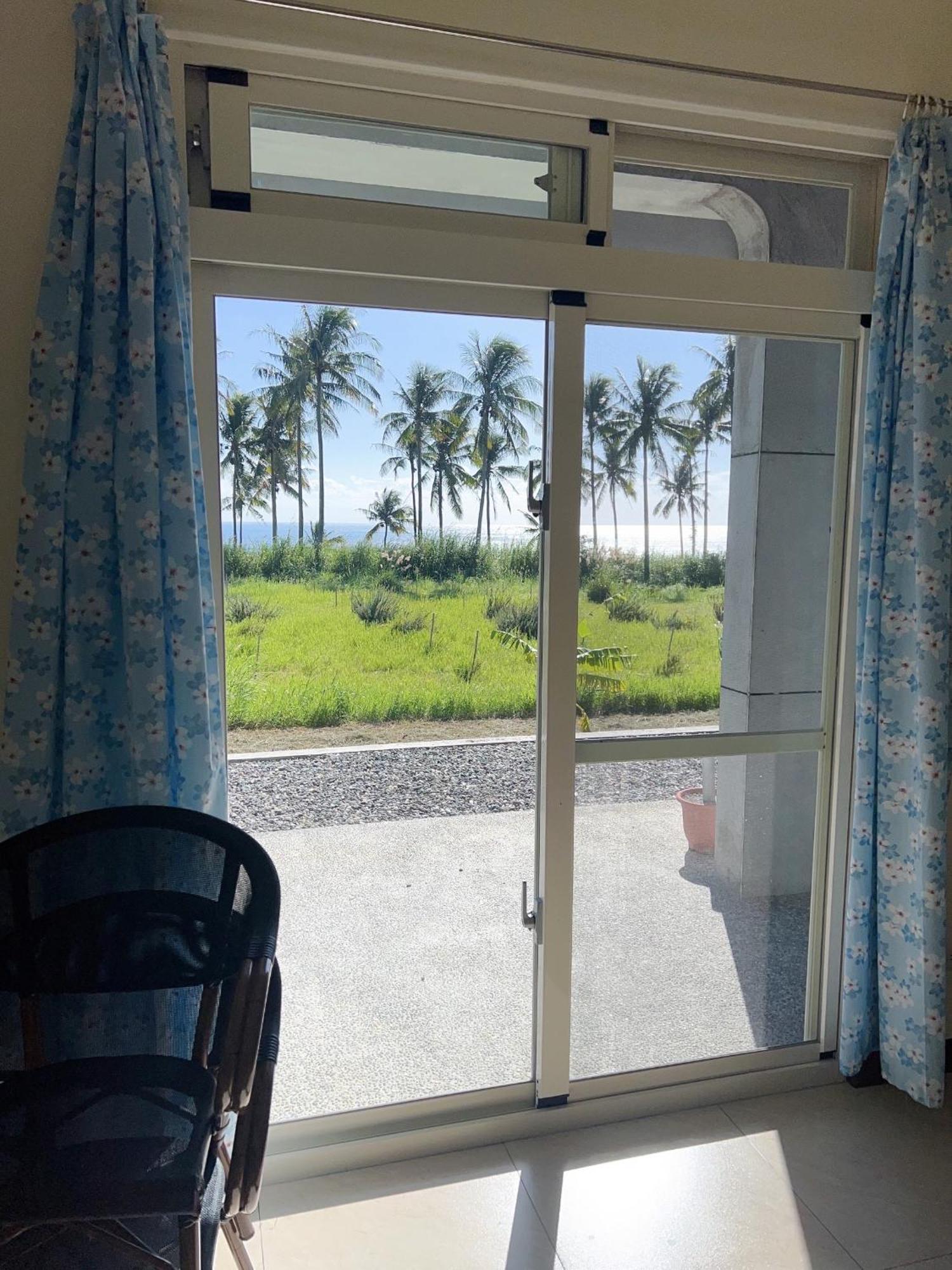春夏秋冬海景民宿ocean View Motel Chenggong Esterno foto