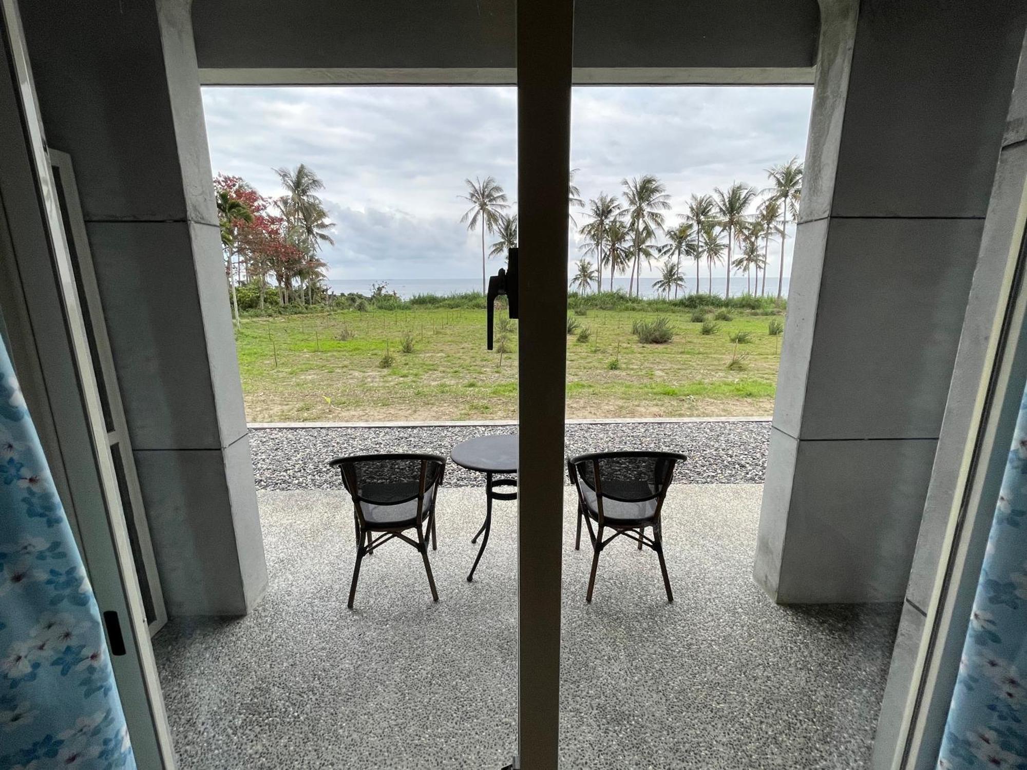 春夏秋冬海景民宿ocean View Motel Chenggong Esterno foto